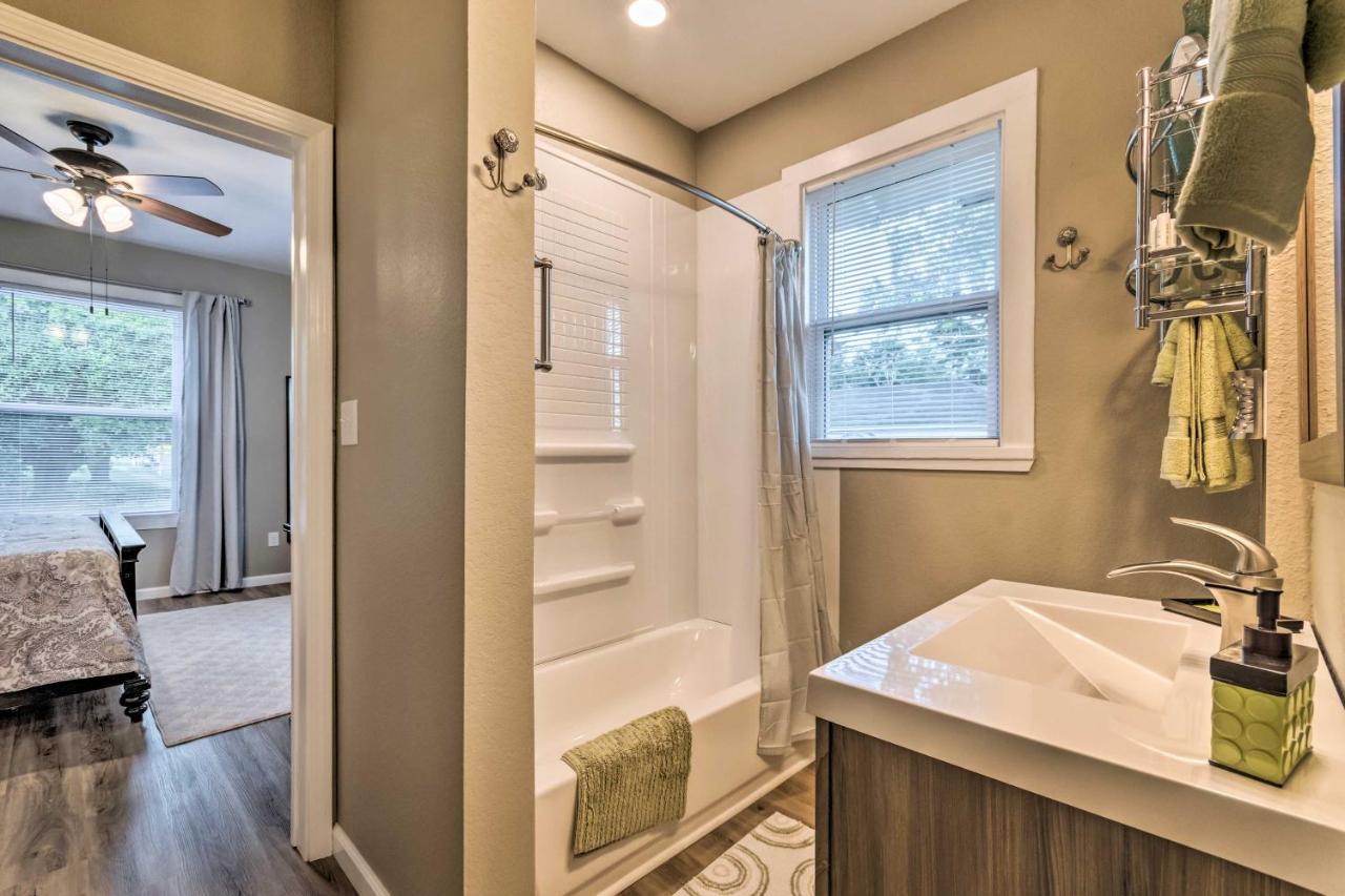 Remodeled Downtown Hot Springs Home With Porch Dış mekan fotoğraf